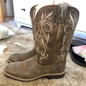 Women’s Twisted X Boots 8B